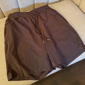 Lululemon T.H.E. Short 7" *Linerless | Small | Espresso